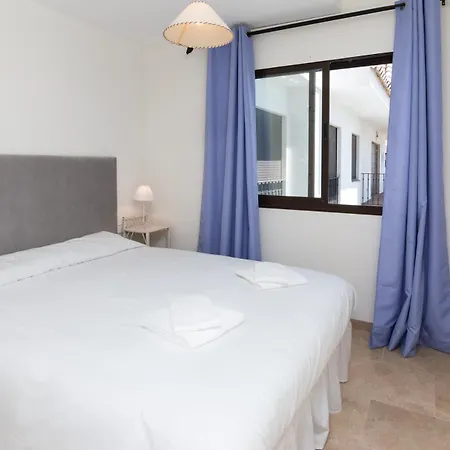 2066-apt 2 Bedrooms On Beach, Tenis, Gym, Pool Apartman *
