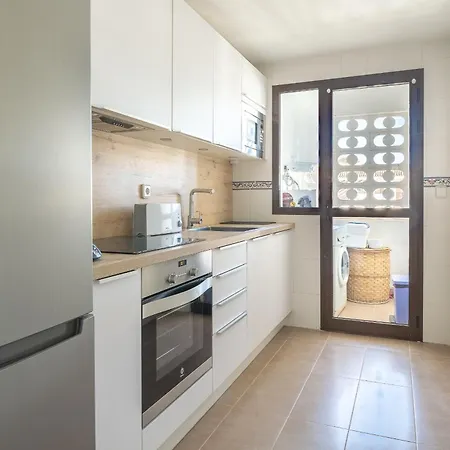 2066-apt 2 Bedrooms On Beach, Tenis, Gym, Pool Manilva