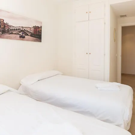 2066-apt 2 Bedrooms On Beach, Tenis, Gym, Pool *