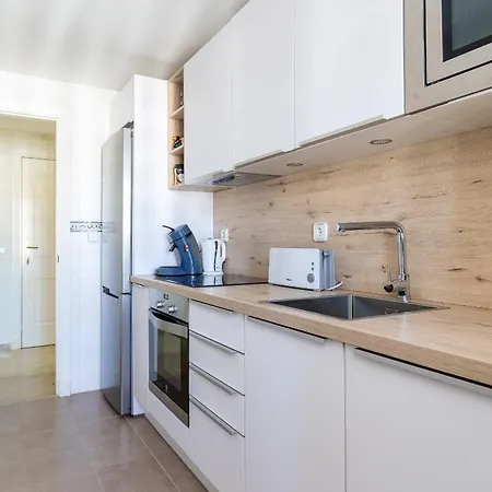 2066-apt 2 Bedrooms On Beach, Tenis, Gym, Pool