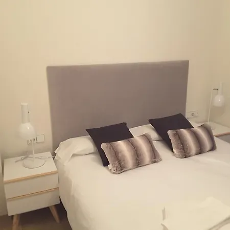 公寓 2066-apt 2 Bedrooms On Beach, Tenis, Gym, Pool 马尼尔瓦